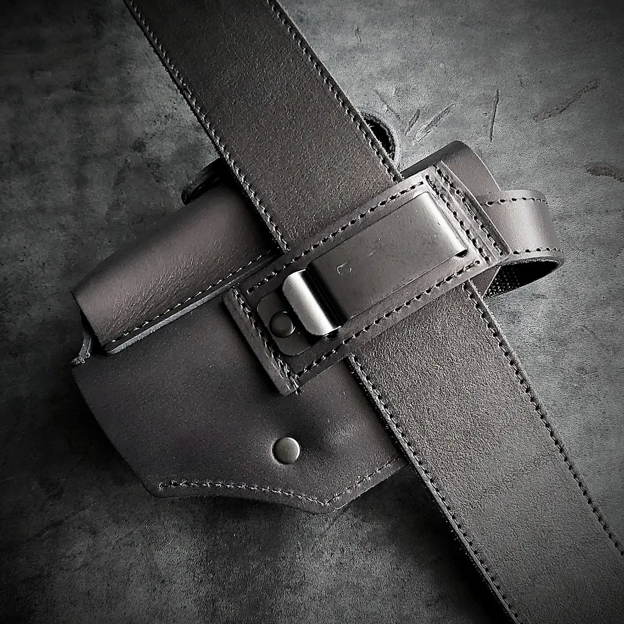 Leather Belt Holster for Glock 19 / Walther PDP Full Size with Magazine Pouch  Black