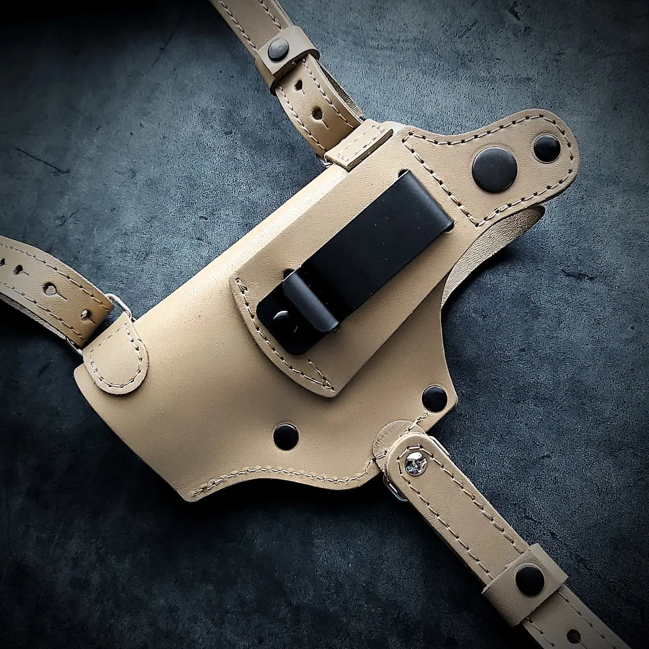 Leather Shoulder Holster for Glock 19 / 19X  — Personalized  Tactical Holster   Coyote