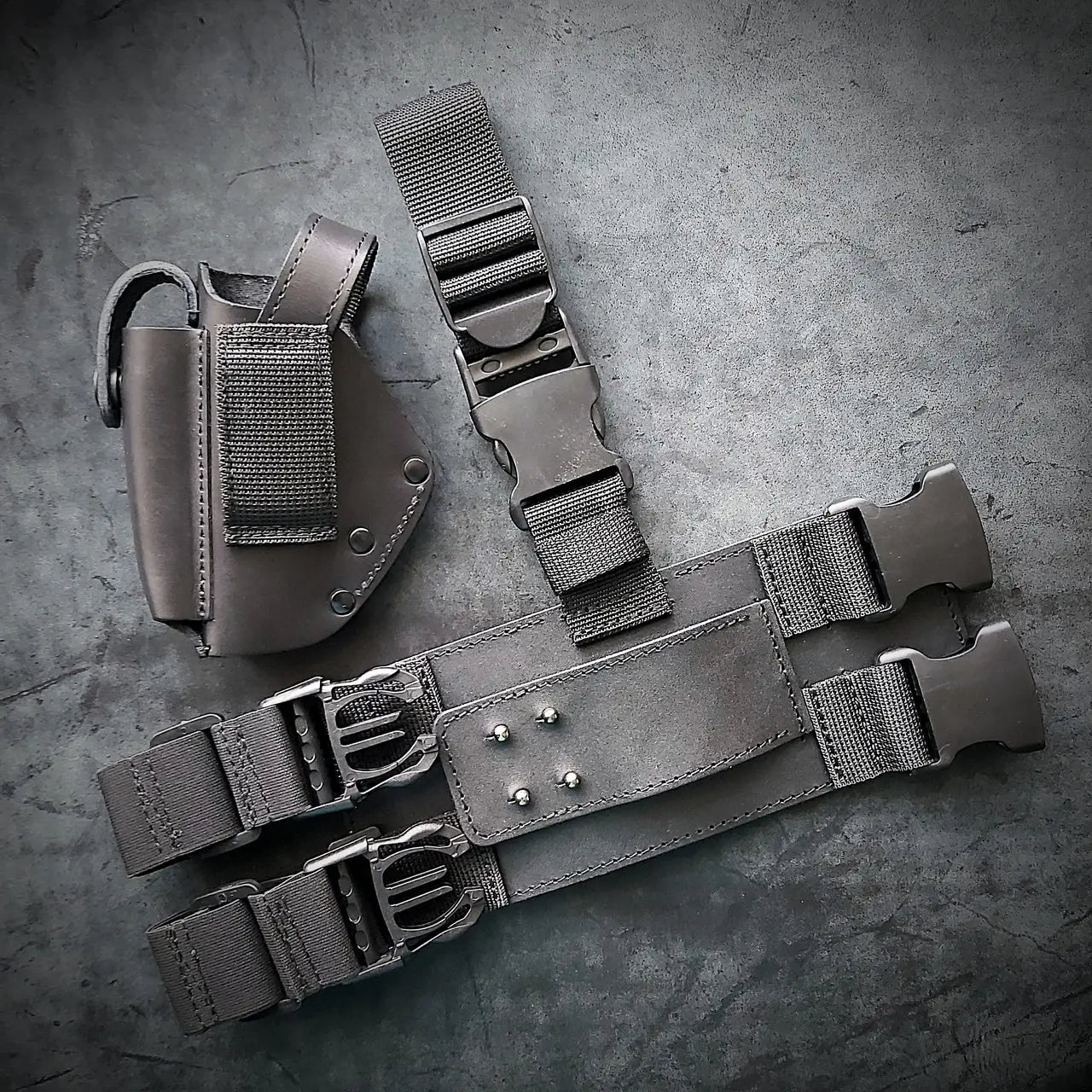 FORT 12/17/20 Leather Drop Leg Holster Black