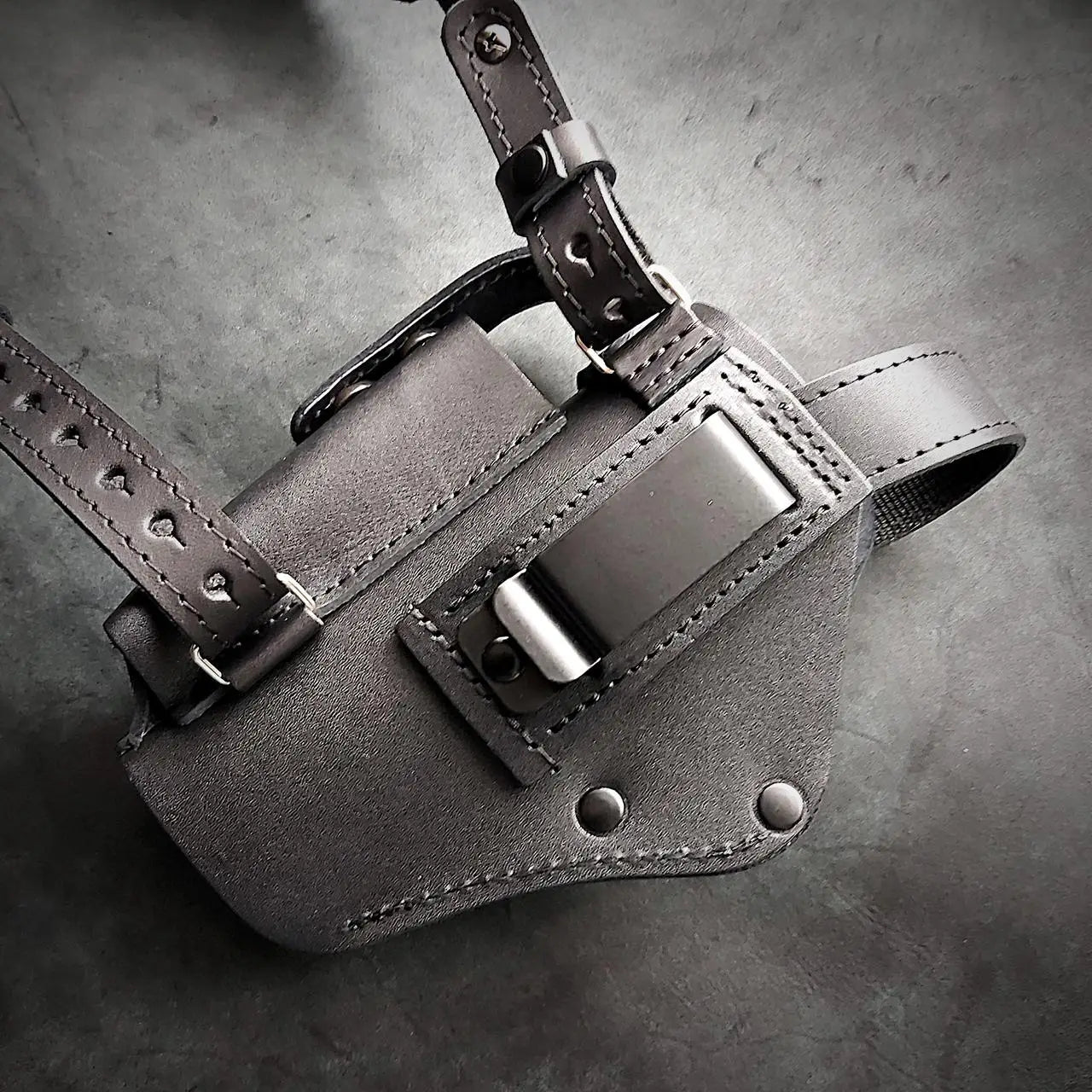 Leather Shoulder Holster for Glock 17 – Concealed Carry, Black