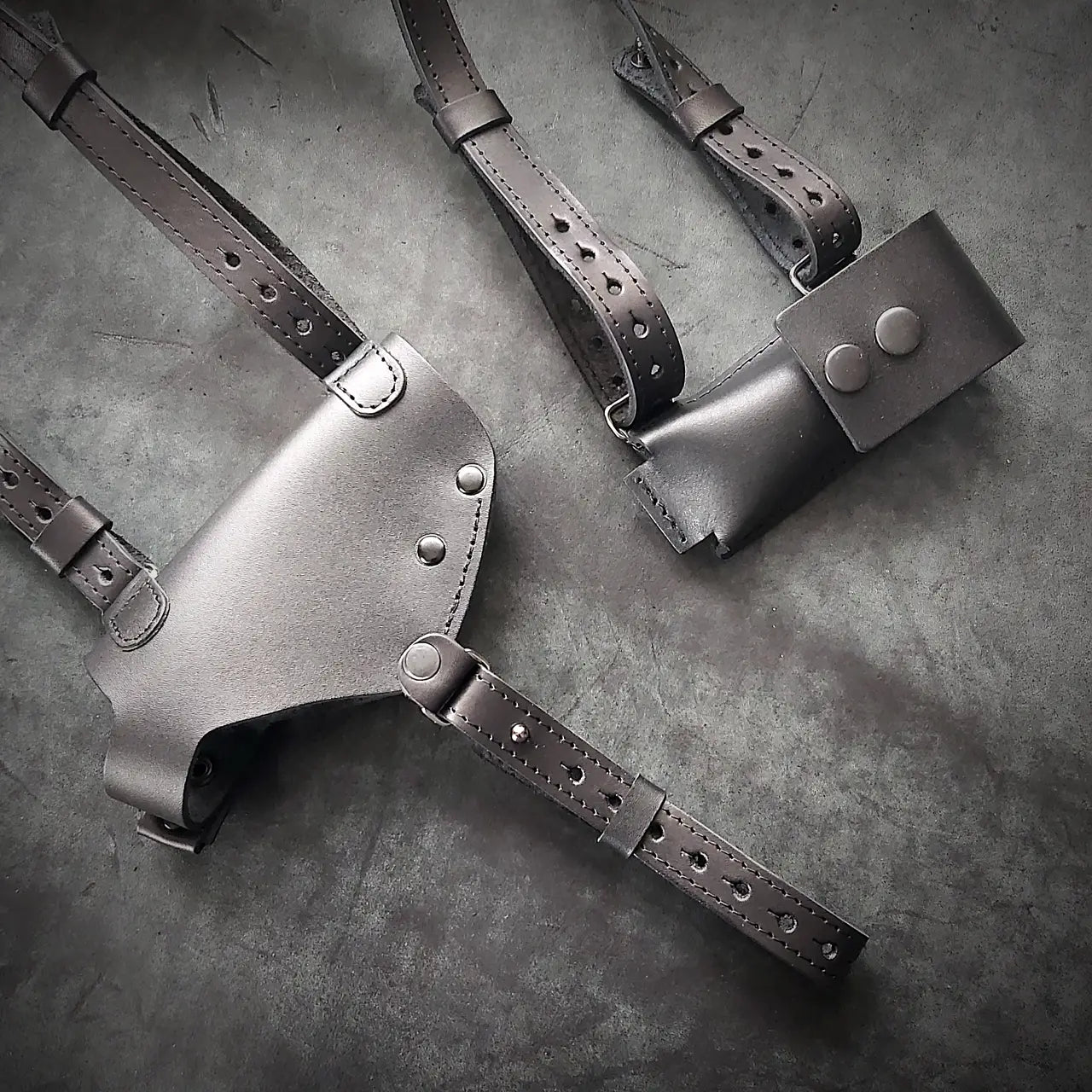 Leather Shoulder Holster for PM with Extra Magazine Pouch | Black
