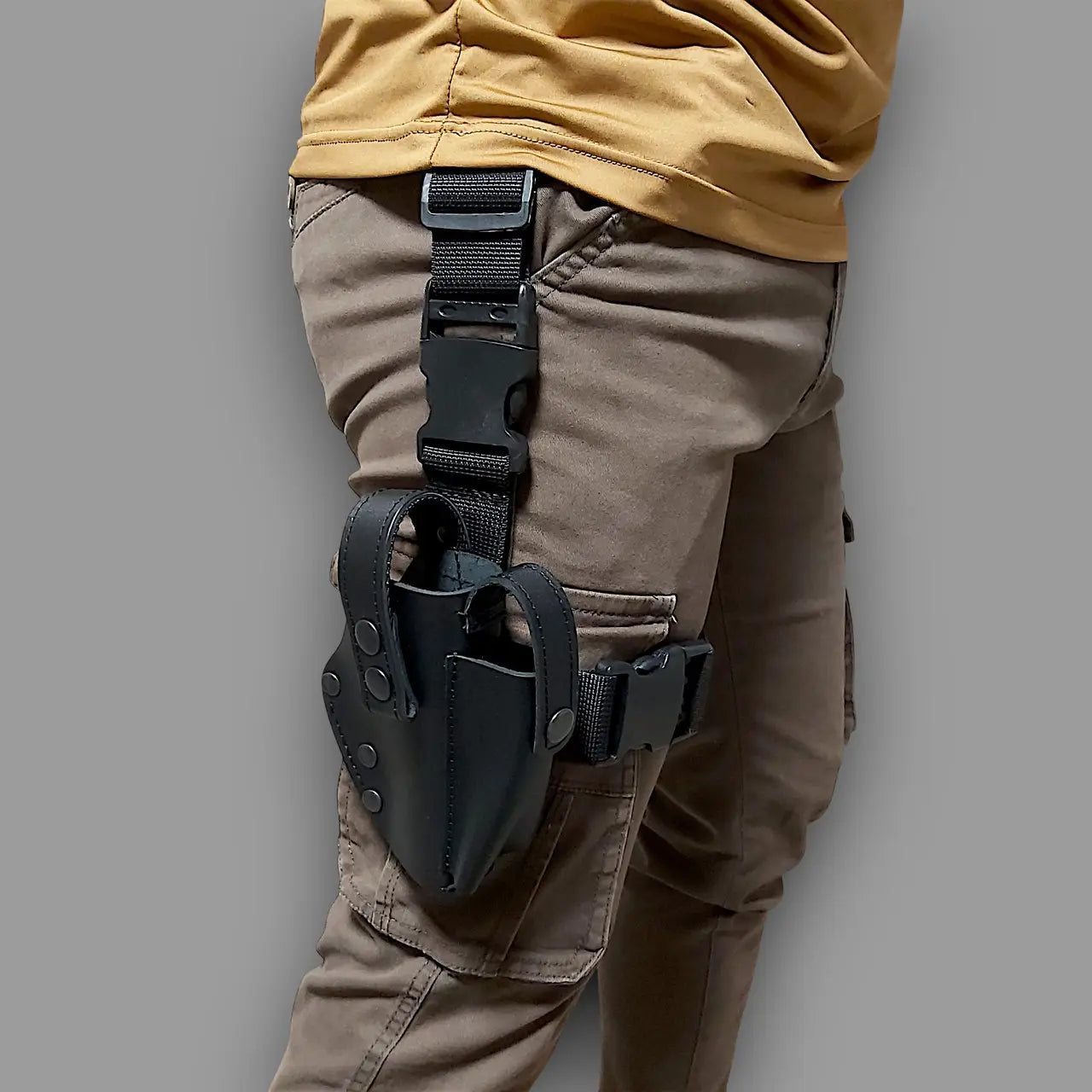 FORT 12/17/20 Leather Drop Leg Holster | Black