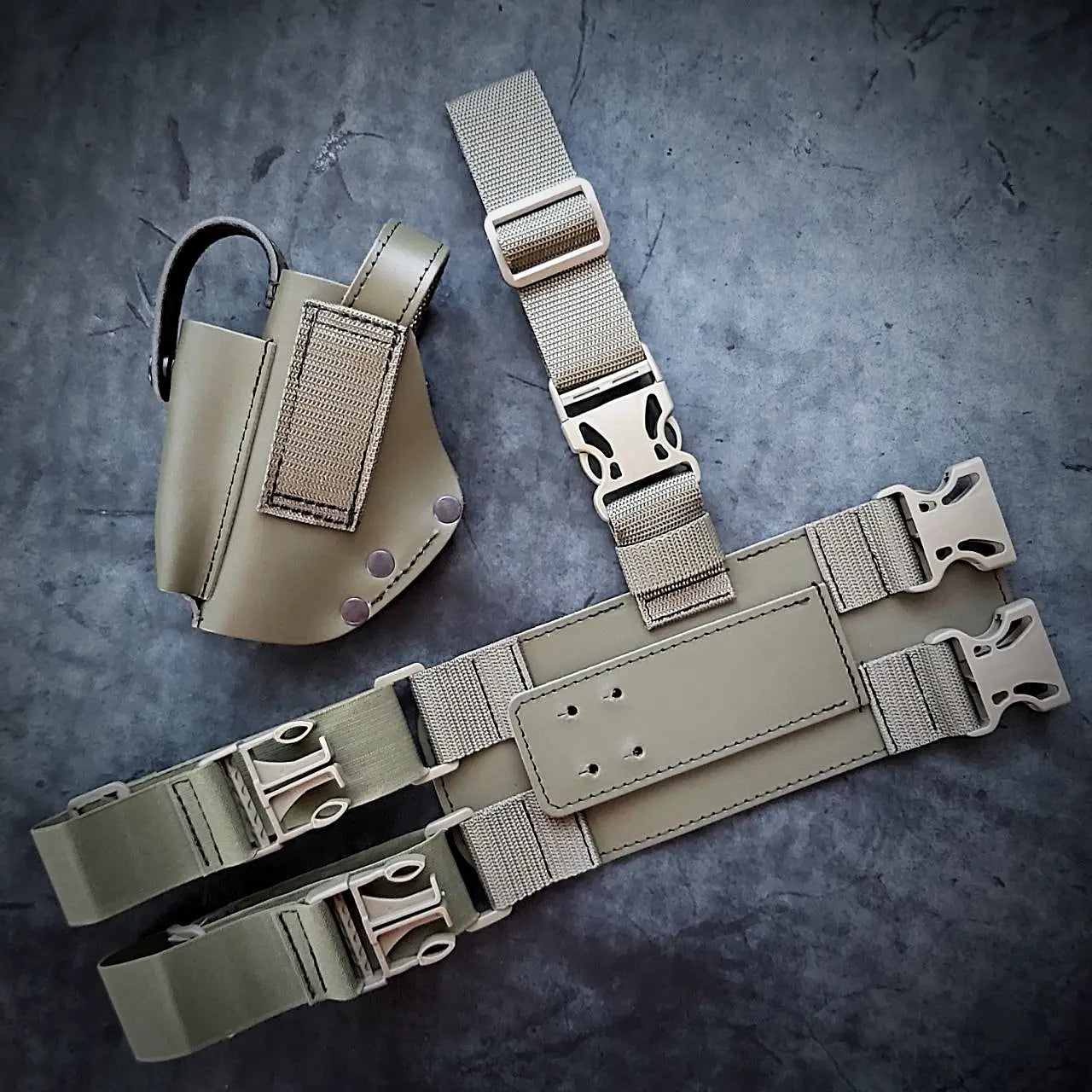 FORT 12/17/20 Leather Drop Leg Holster Olive Green