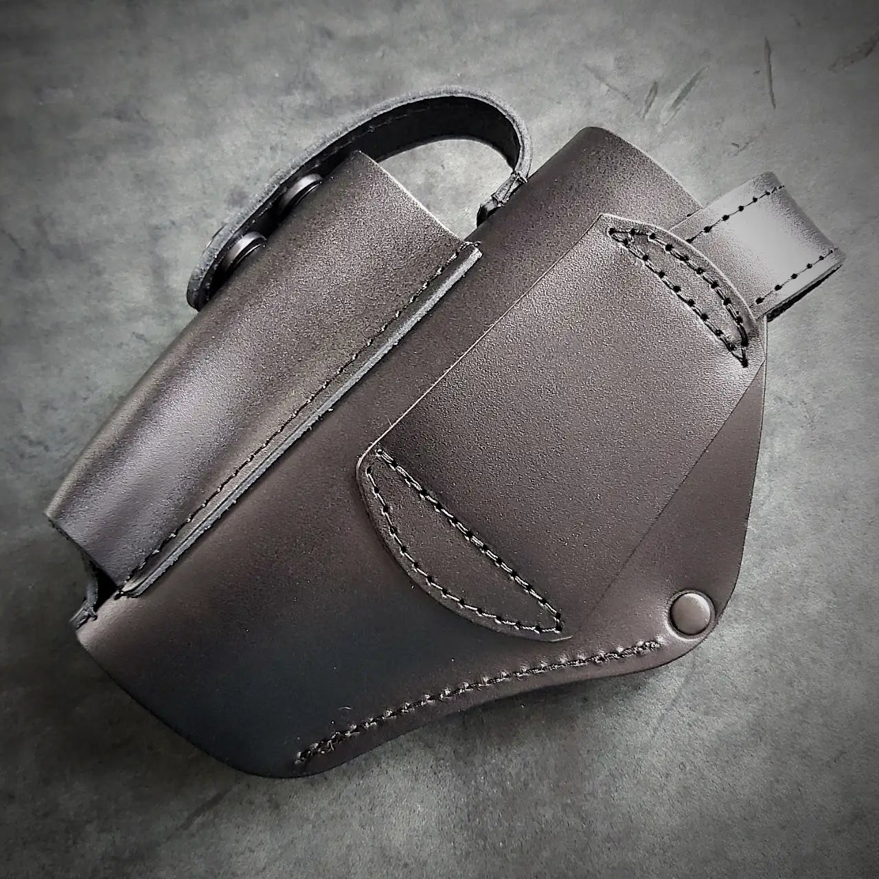 Leather Belt Holster for Glock 17  Black