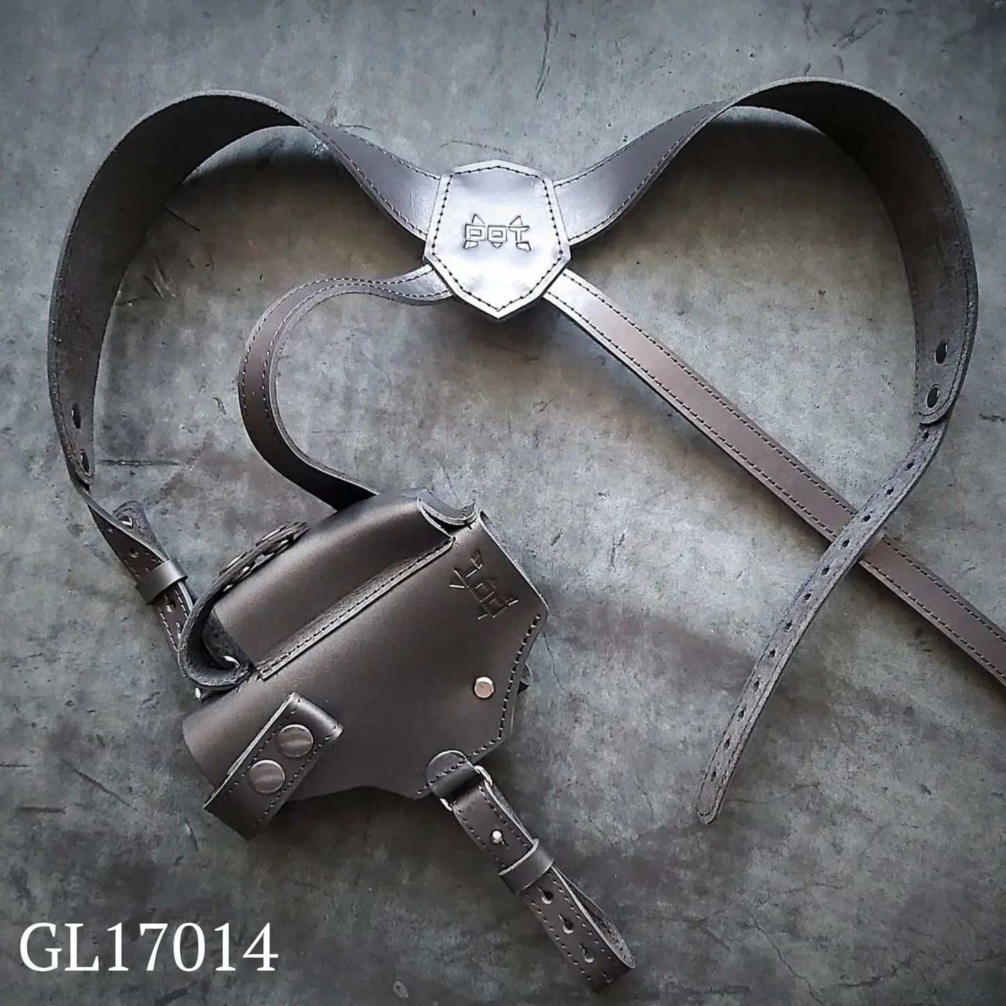 Leather Shoulder Holster for Glock 17  black