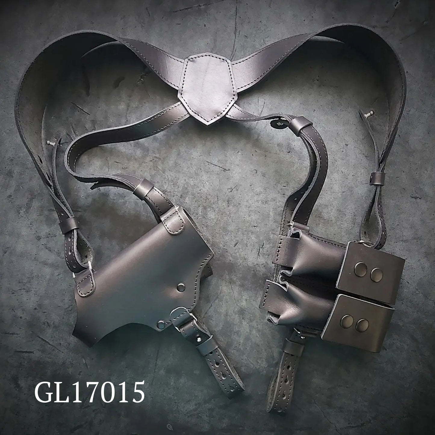 Dense Natural Leather Shoulder Holster for Glock 17 with Double Magazine Pouch — Personalized  Tactical Holster , Black