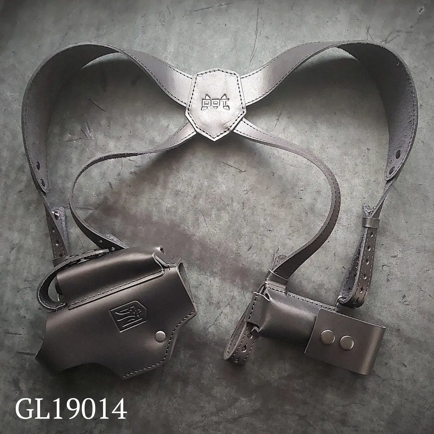 Leather Shoulder Holster for Glock 19 with  Magazine Pouch  Black